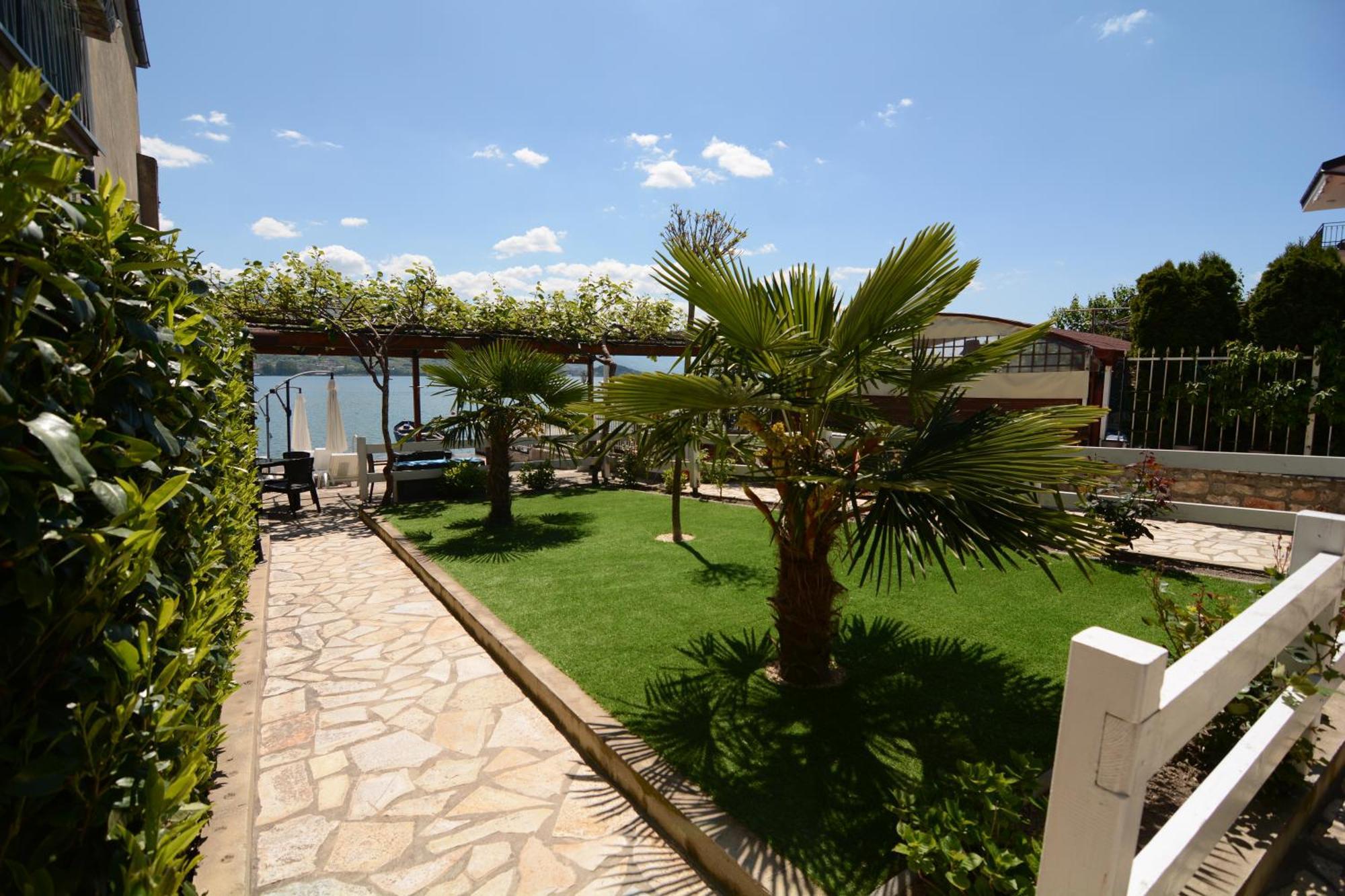 Beachfront Apartments Bojadzi Ohrid Exterior photo