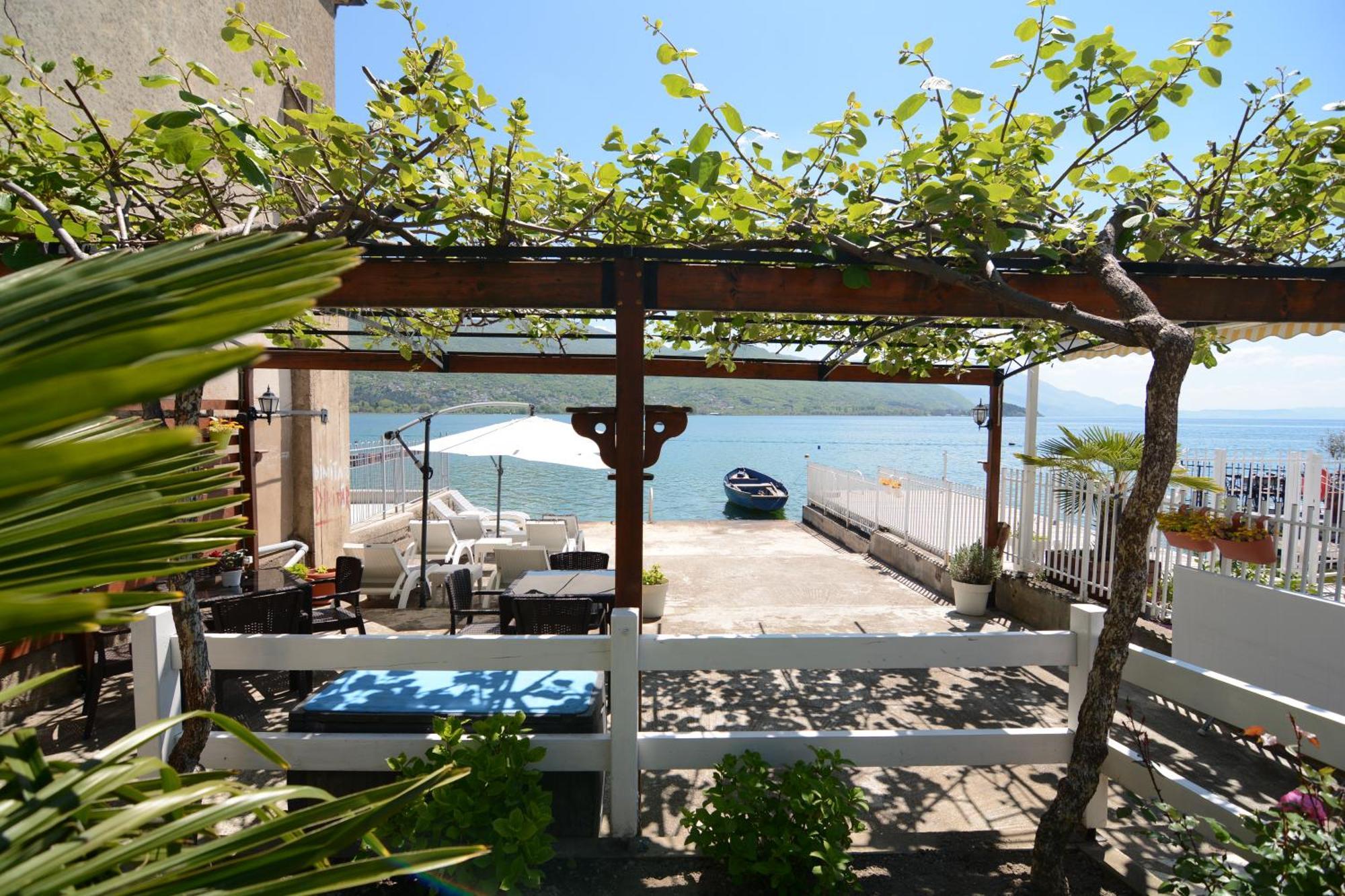 Beachfront Apartments Bojadzi Ohrid Exterior photo